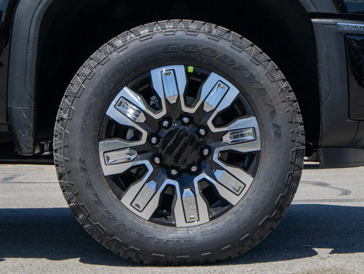 GMC Sierra 2500HD снимка GMC Sierra 2500HD