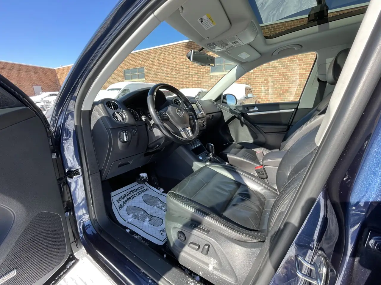 Volkswagen Tiguan снимка Volkswagen Tiguan