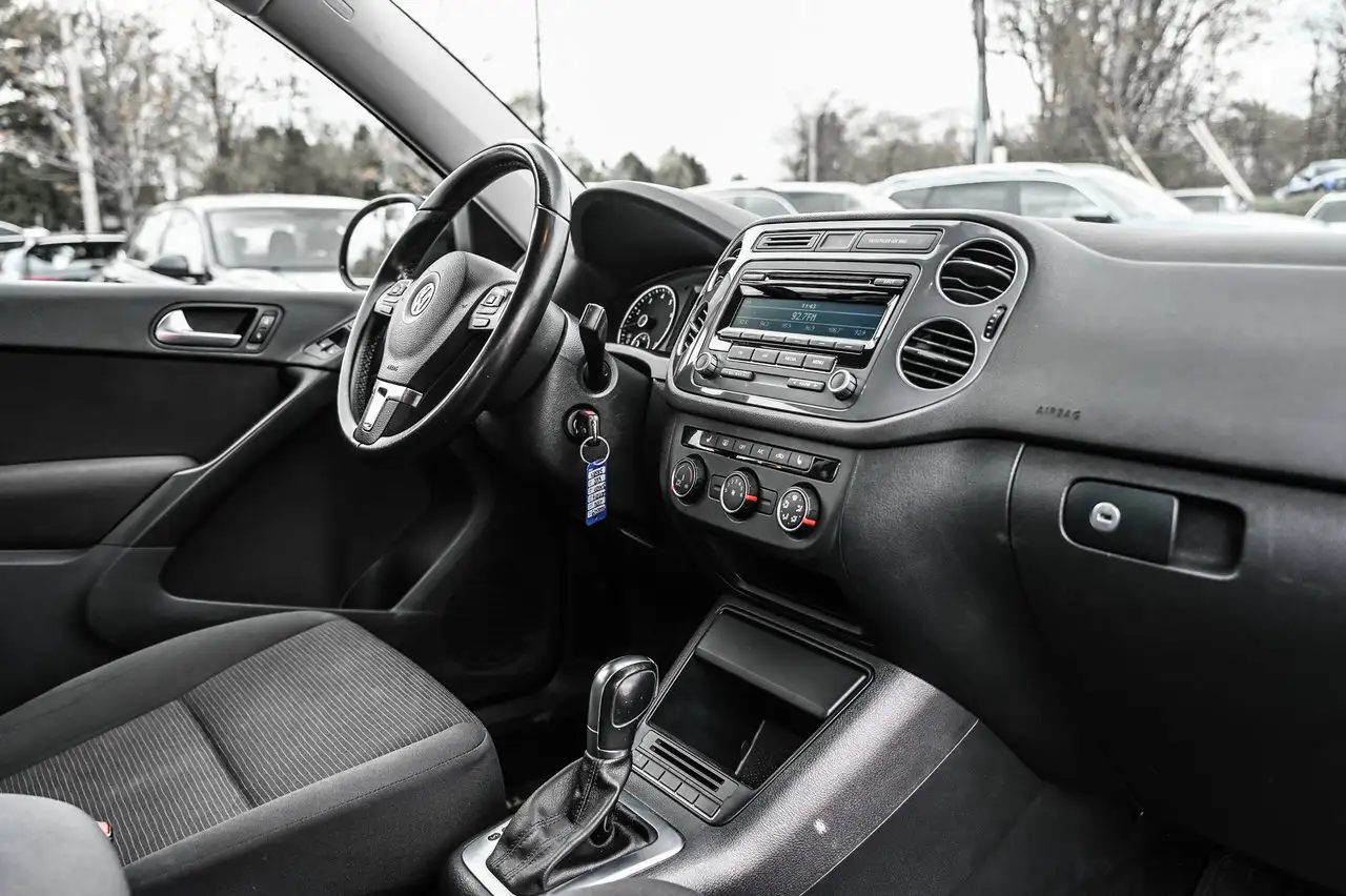 Volkswagen Tiguan снимка Volkswagen Tiguan