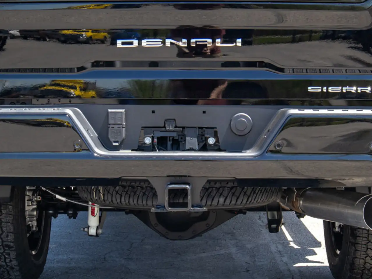 GMC Sierra 2500HD снимка GMC Sierra 2500HD