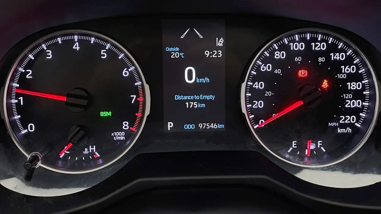 Toyota RAV 4 снимка Toyota RAV 4
