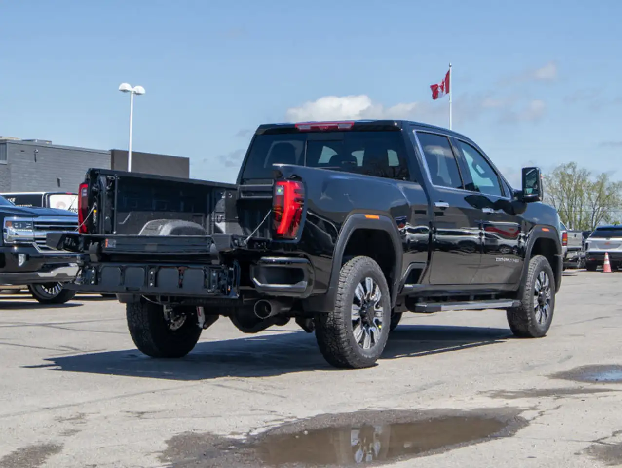 GMC Sierra 2500HD снимка GMC Sierra 2500HD