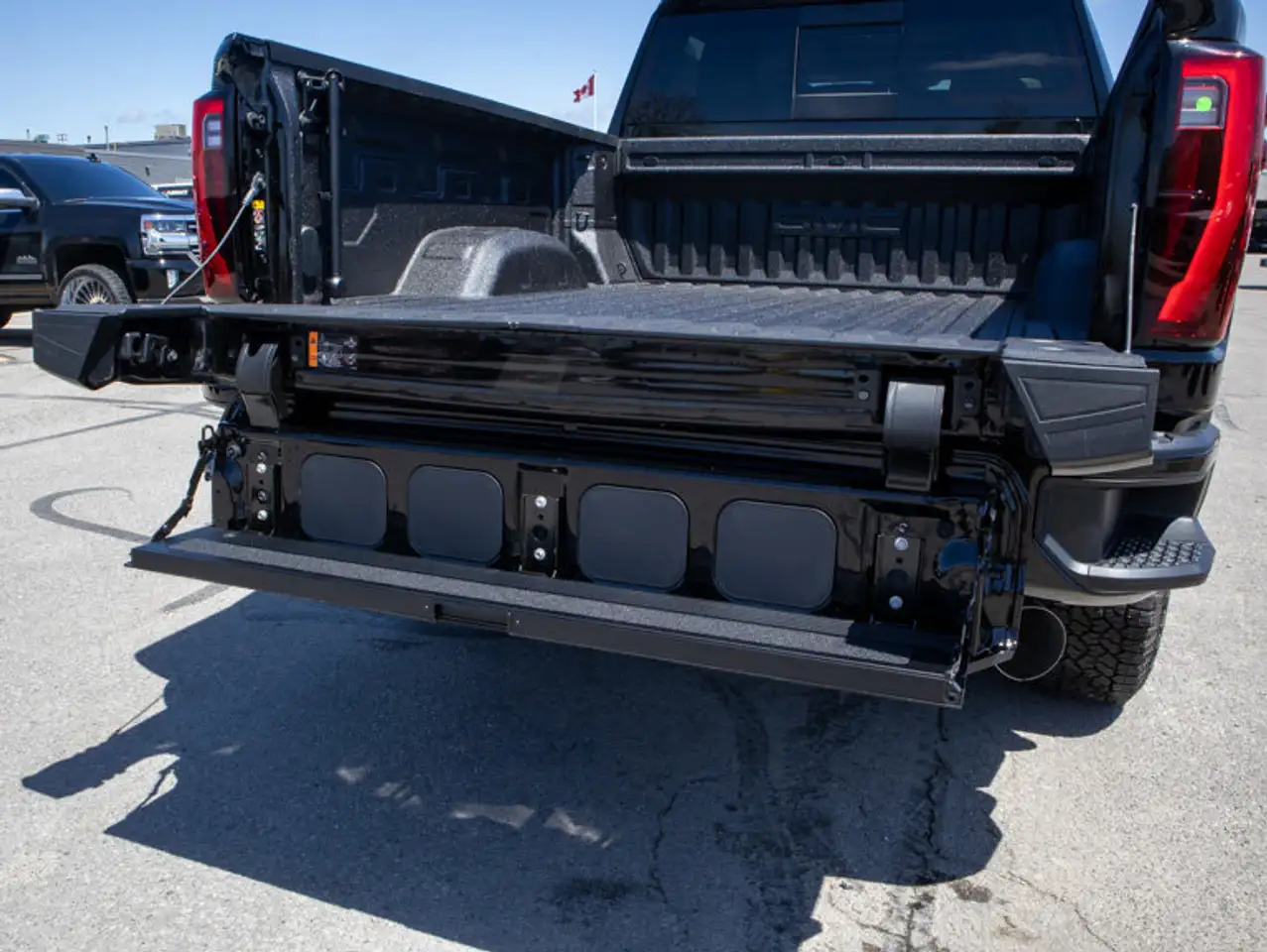 GMC Sierra 2500HD снимка GMC Sierra 2500HD