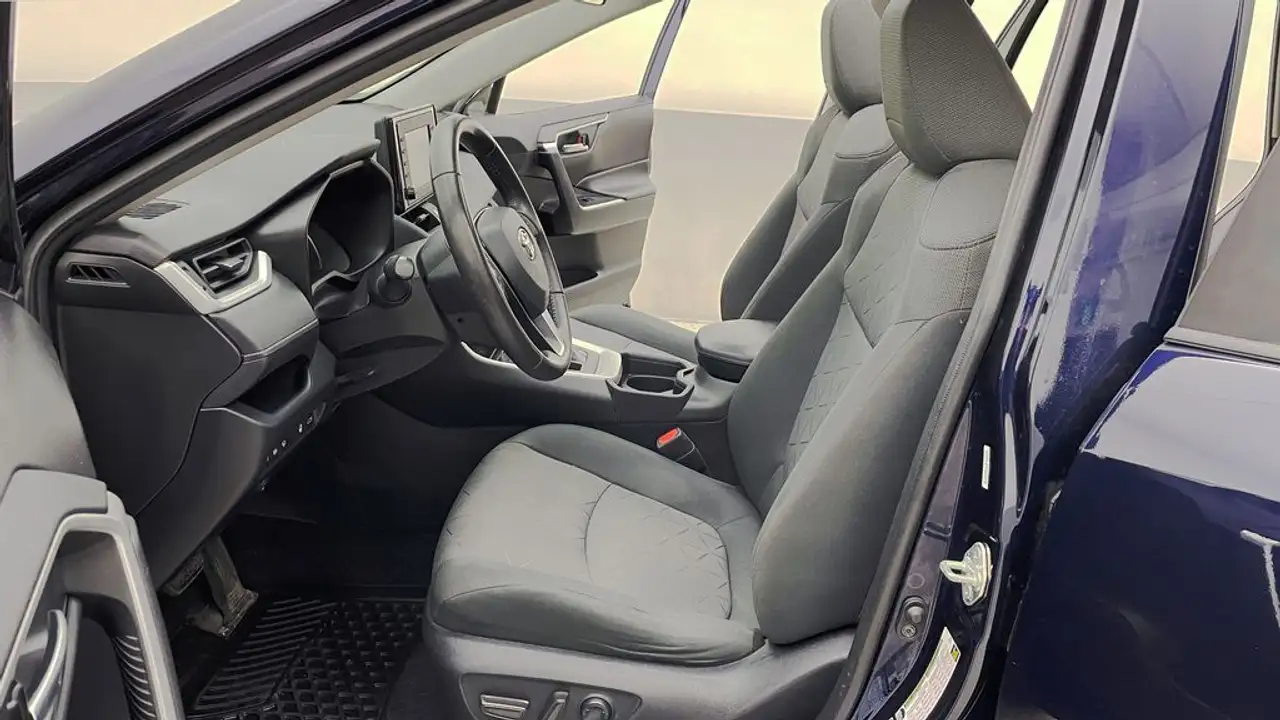 Toyota RAV 4 снимка Toyota RAV 4