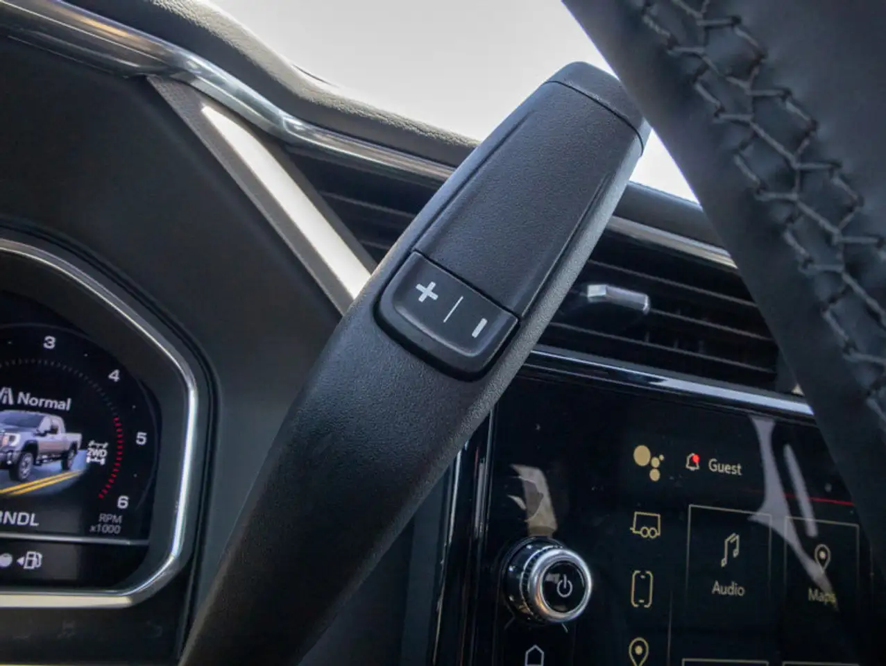 GMC Sierra 2500HD снимка GMC Sierra 2500HD
