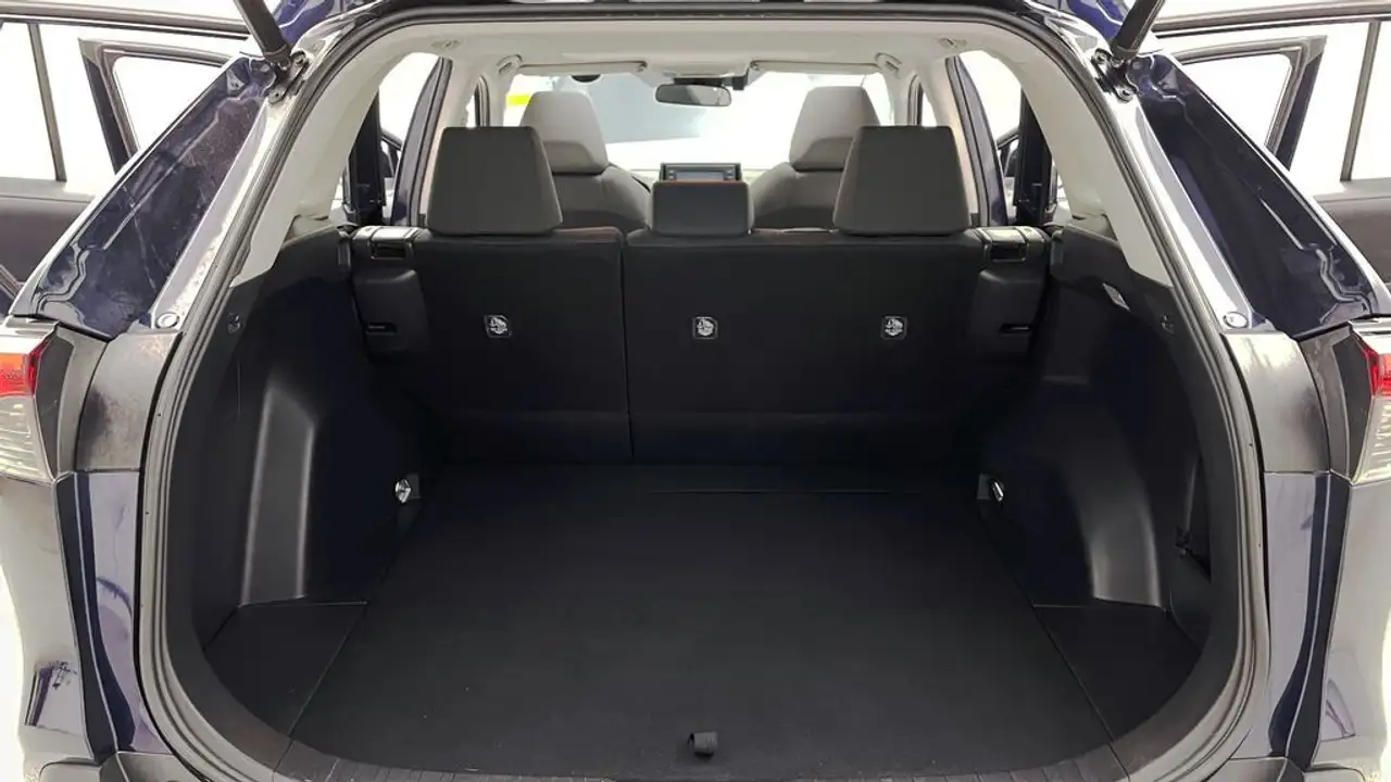 Toyota RAV 4 снимка Toyota RAV 4