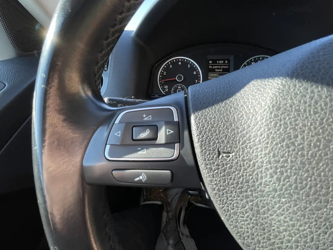 Volkswagen Tiguan снимка Volkswagen Tiguan