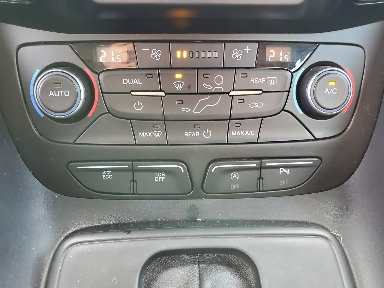 Ford Transit Connect fotografie Ford Transit Connect