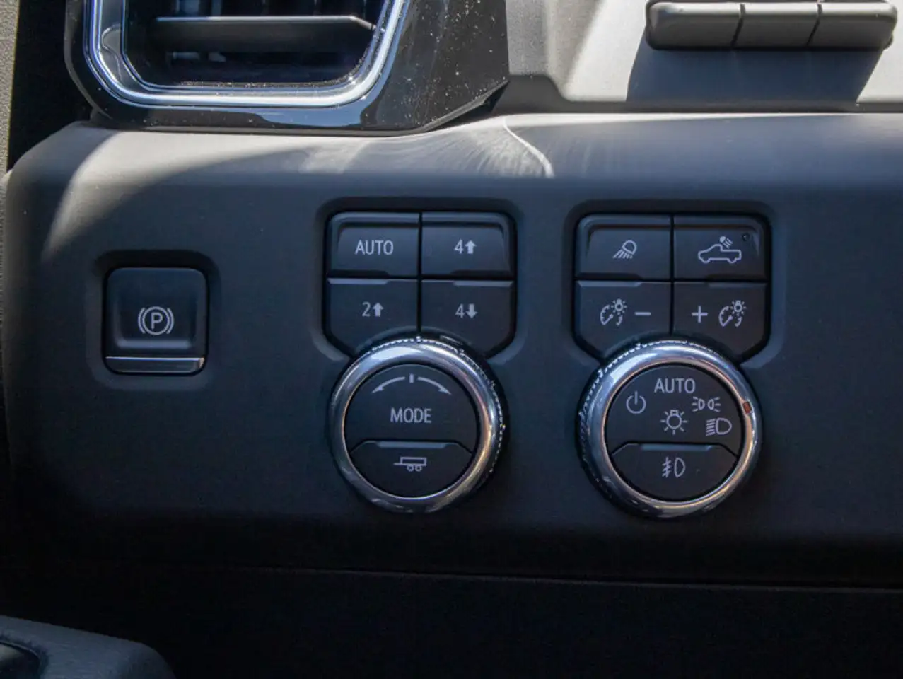 GMC Sierra 2500HD снимка GMC Sierra 2500HD