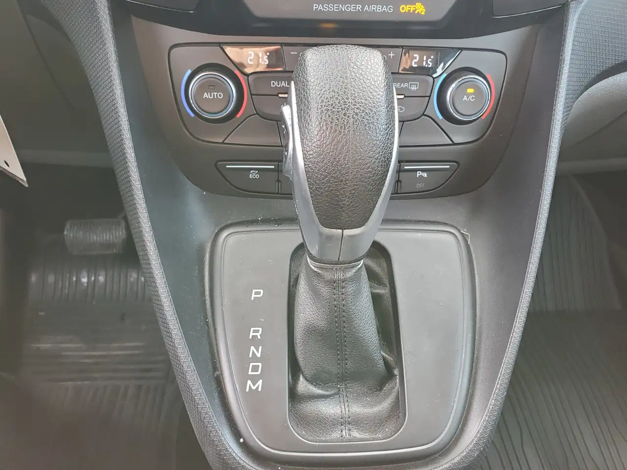 Ford Transit Connect fotografie Ford Transit Connect