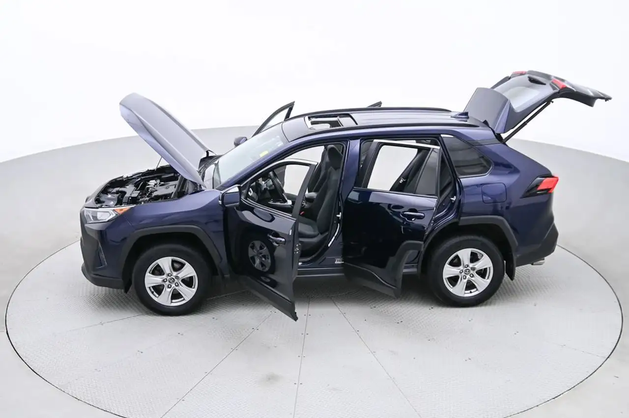 Toyota RAV 4 снимка Toyota RAV 4