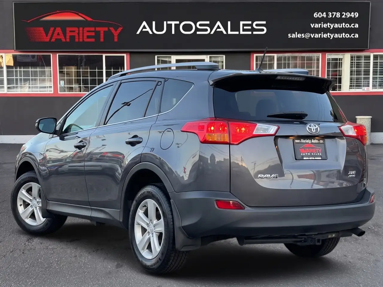Toyota RAV 4 снимка Toyota RAV 4
