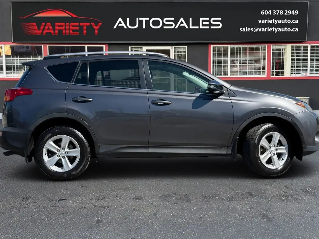 Toyota RAV 4 снимка Toyota RAV 4