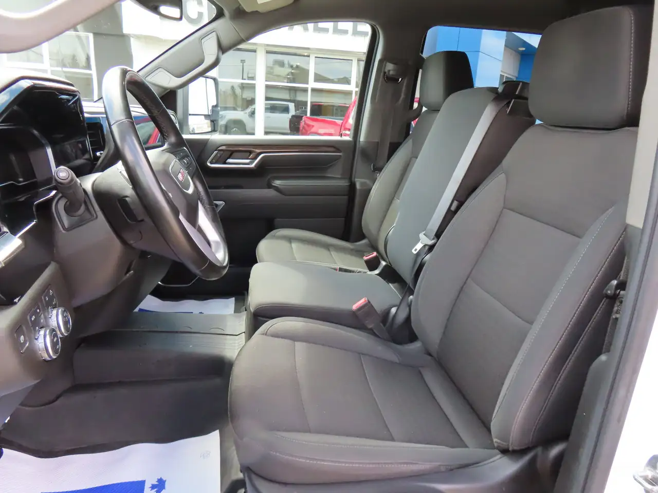 GMC Sierra 2500HD снимка GMC Sierra 2500HD