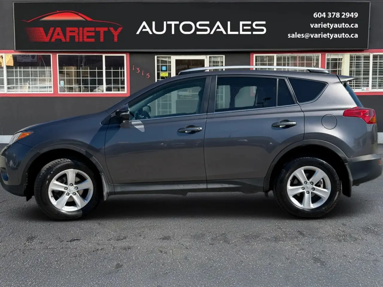 Toyota RAV 4 снимка Toyota RAV 4