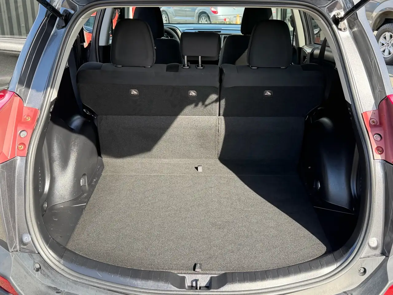 Toyota RAV 4 снимка Toyota RAV 4