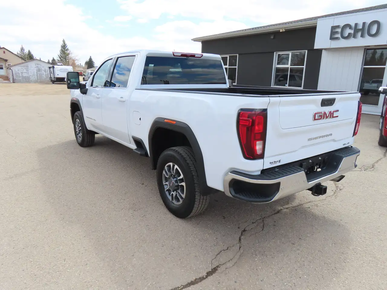 GMC Sierra 2500HD снимка GMC Sierra 2500HD