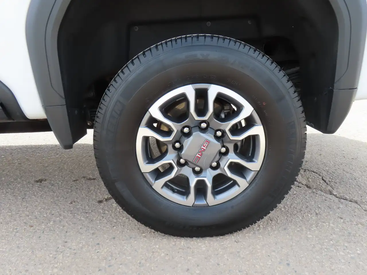 GMC Sierra 2500HD снимка GMC Sierra 2500HD