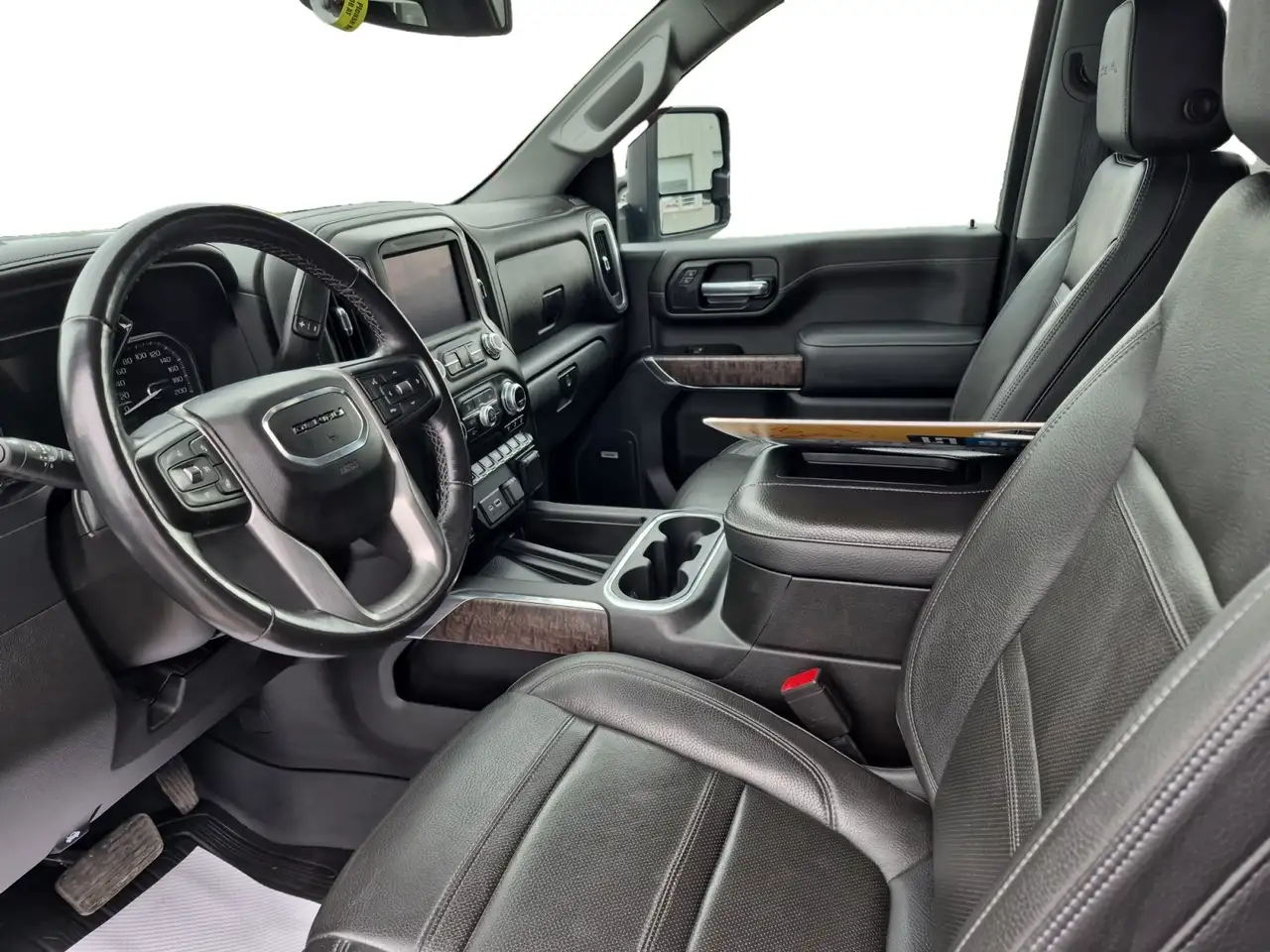 GMC Sierra 2500HD снимка GMC Sierra 2500HD