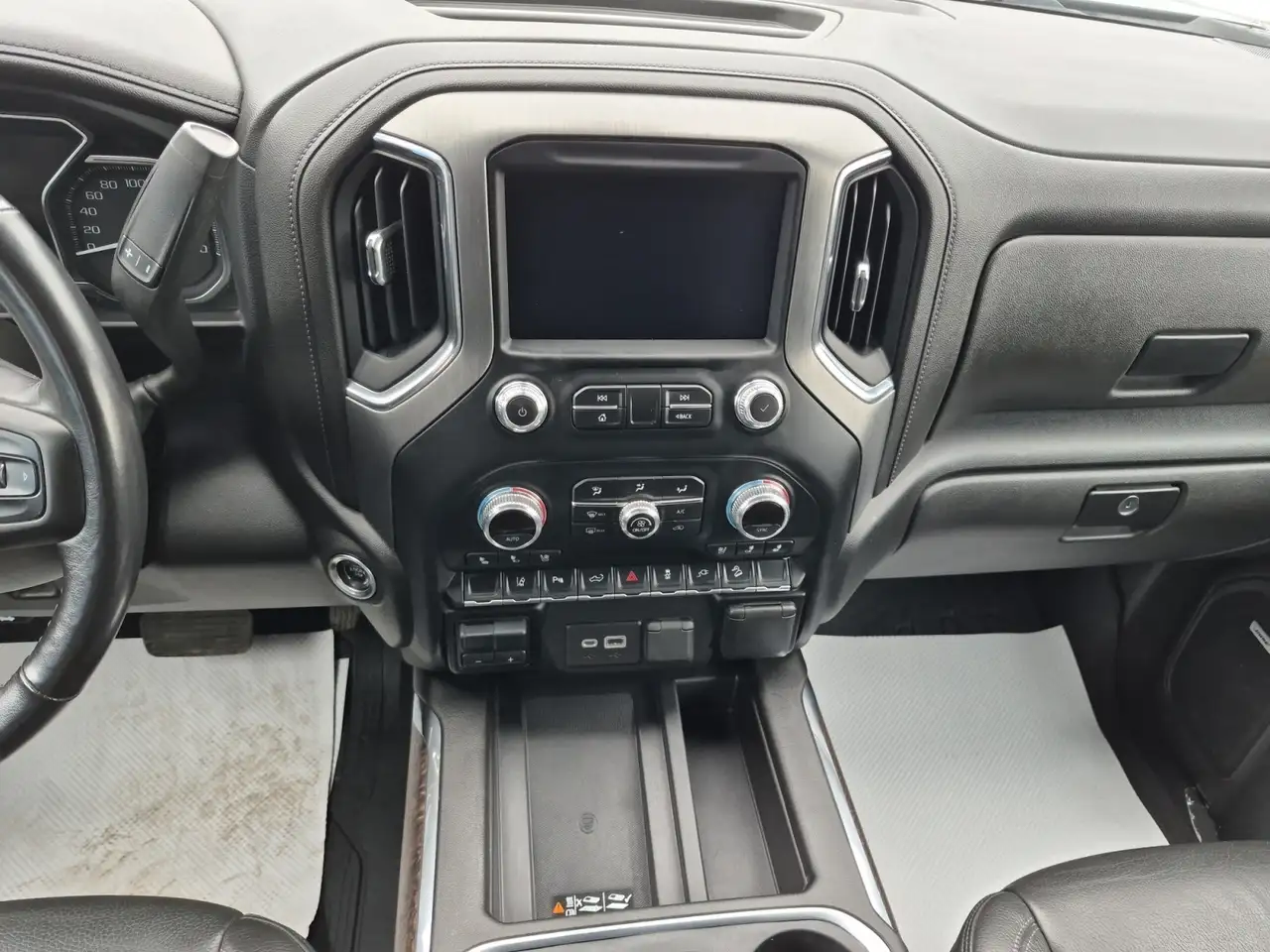 GMC Sierra 2500HD снимка GMC Sierra 2500HD