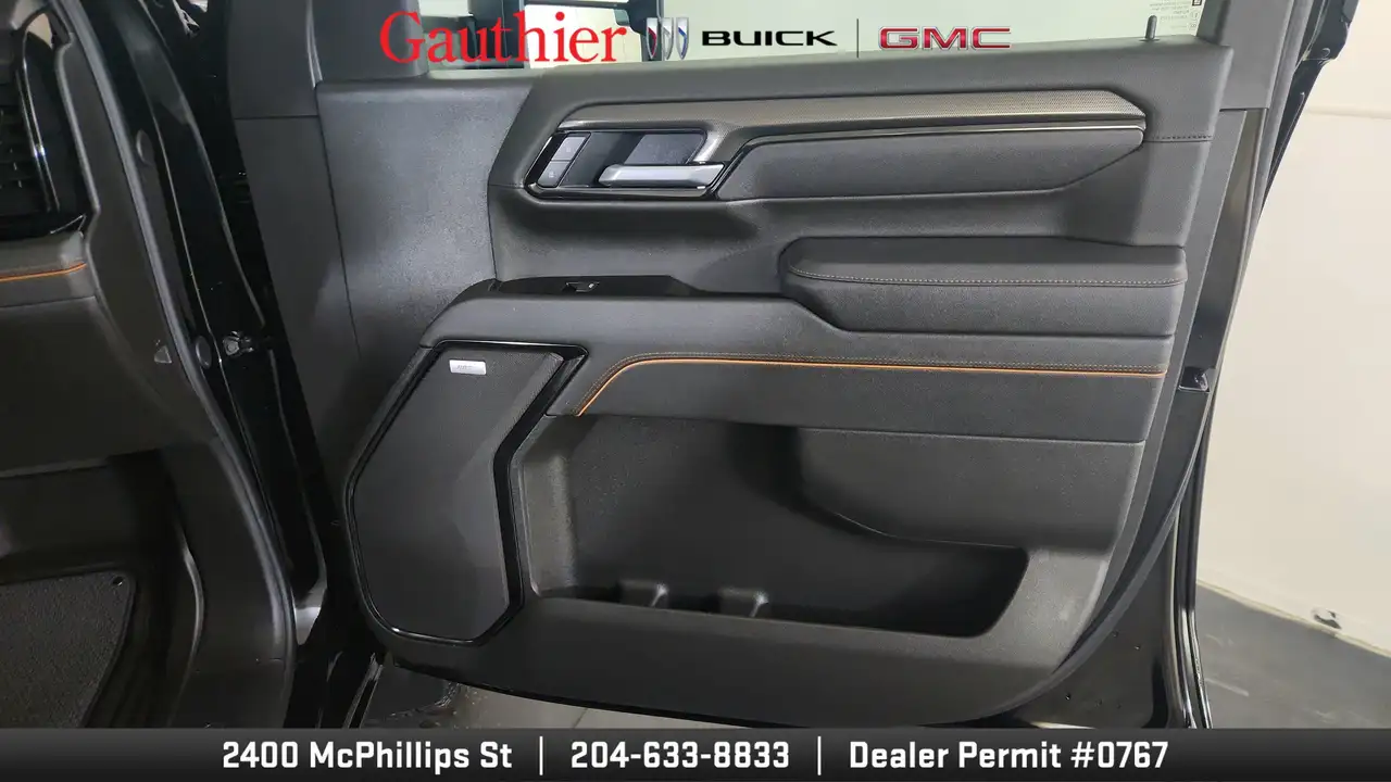 GMC Sierra 2500HD снимка GMC Sierra 2500HD
