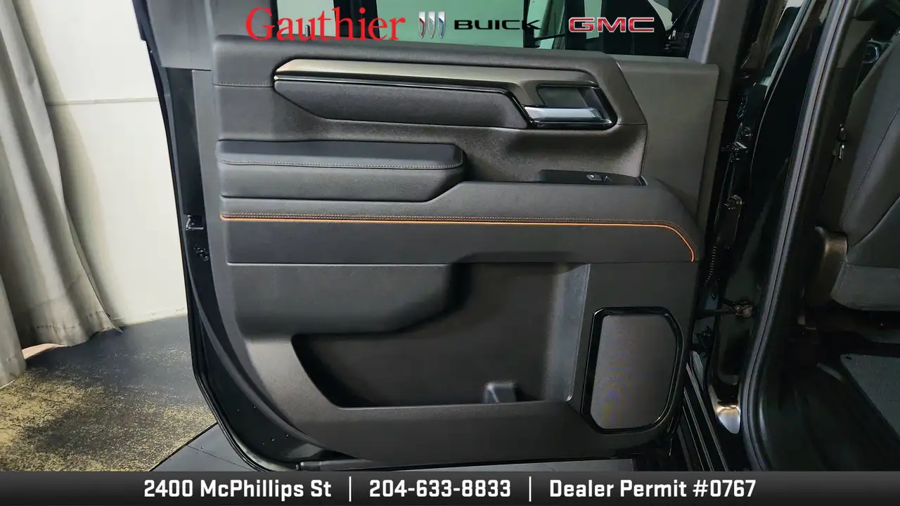 GMC Sierra 2500HD снимка GMC Sierra 2500HD