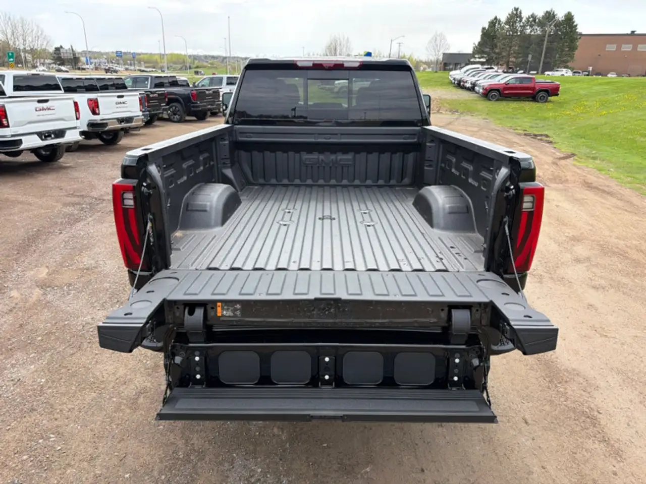 GMC Sierra 2500HD снимка GMC Sierra 2500HD