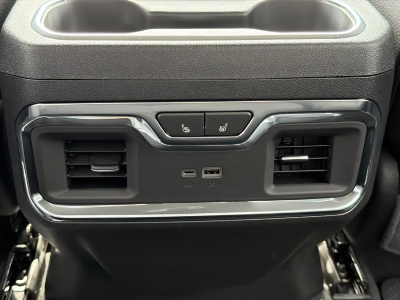 GMC Sierra 2500HD снимка GMC Sierra 2500HD