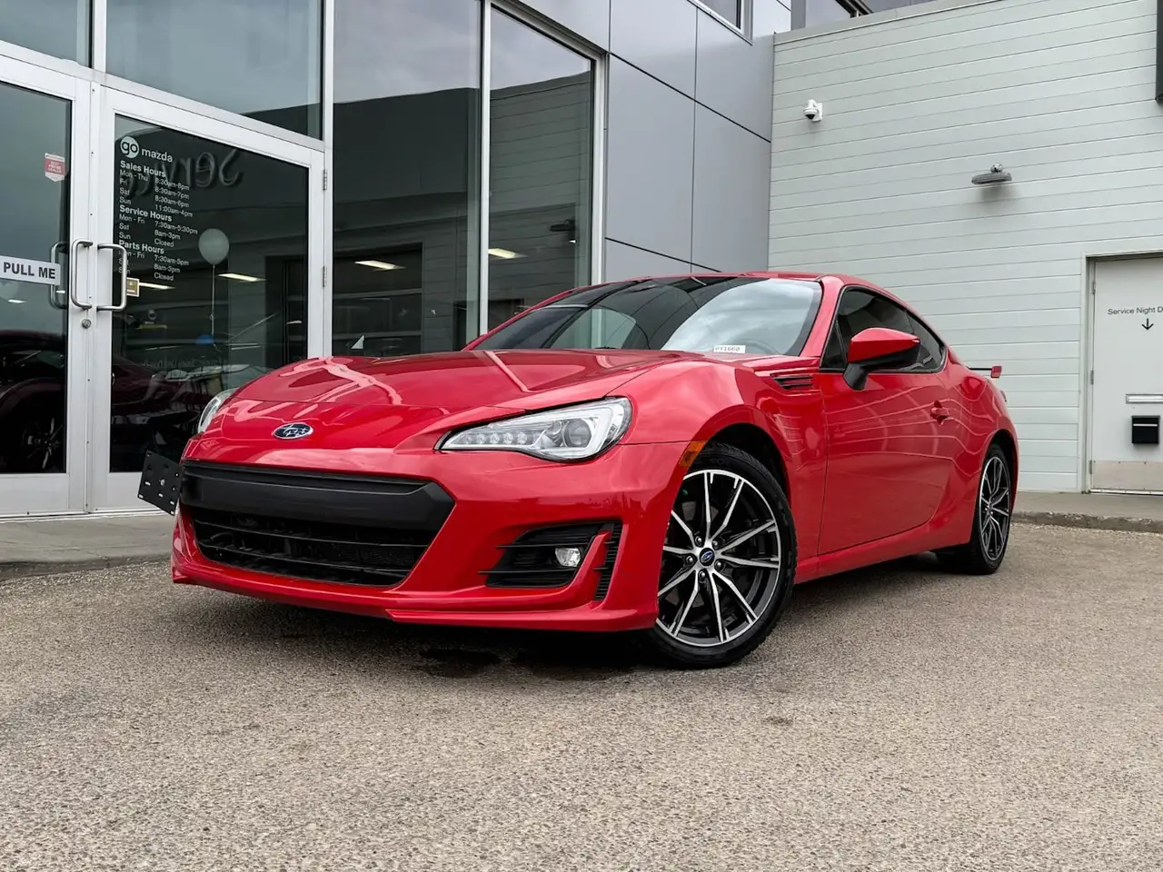 Subaru BRZ снимка Subaru BRZ