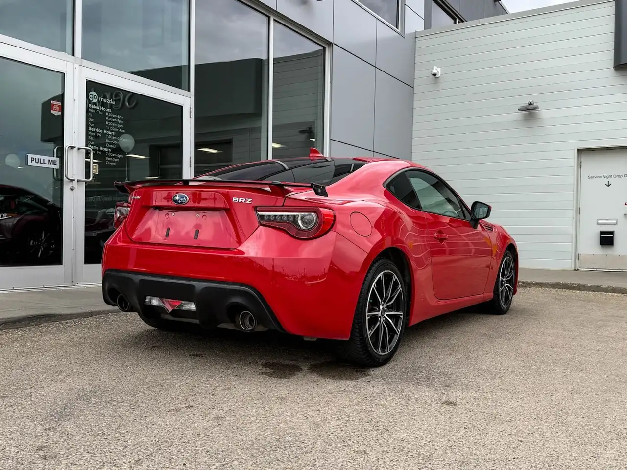 Subaru BRZ снимка Subaru BRZ
