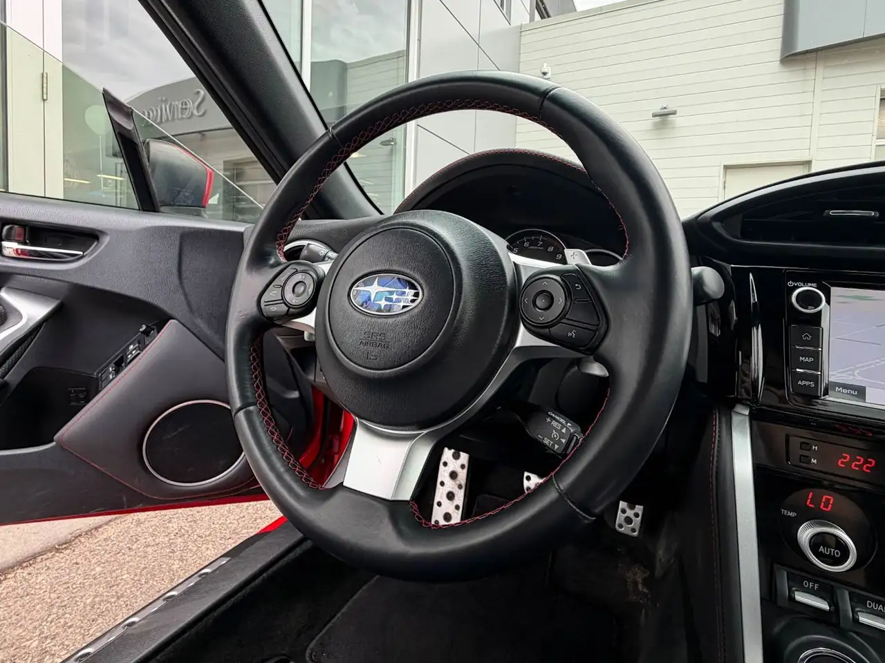 Subaru BRZ снимка Subaru BRZ