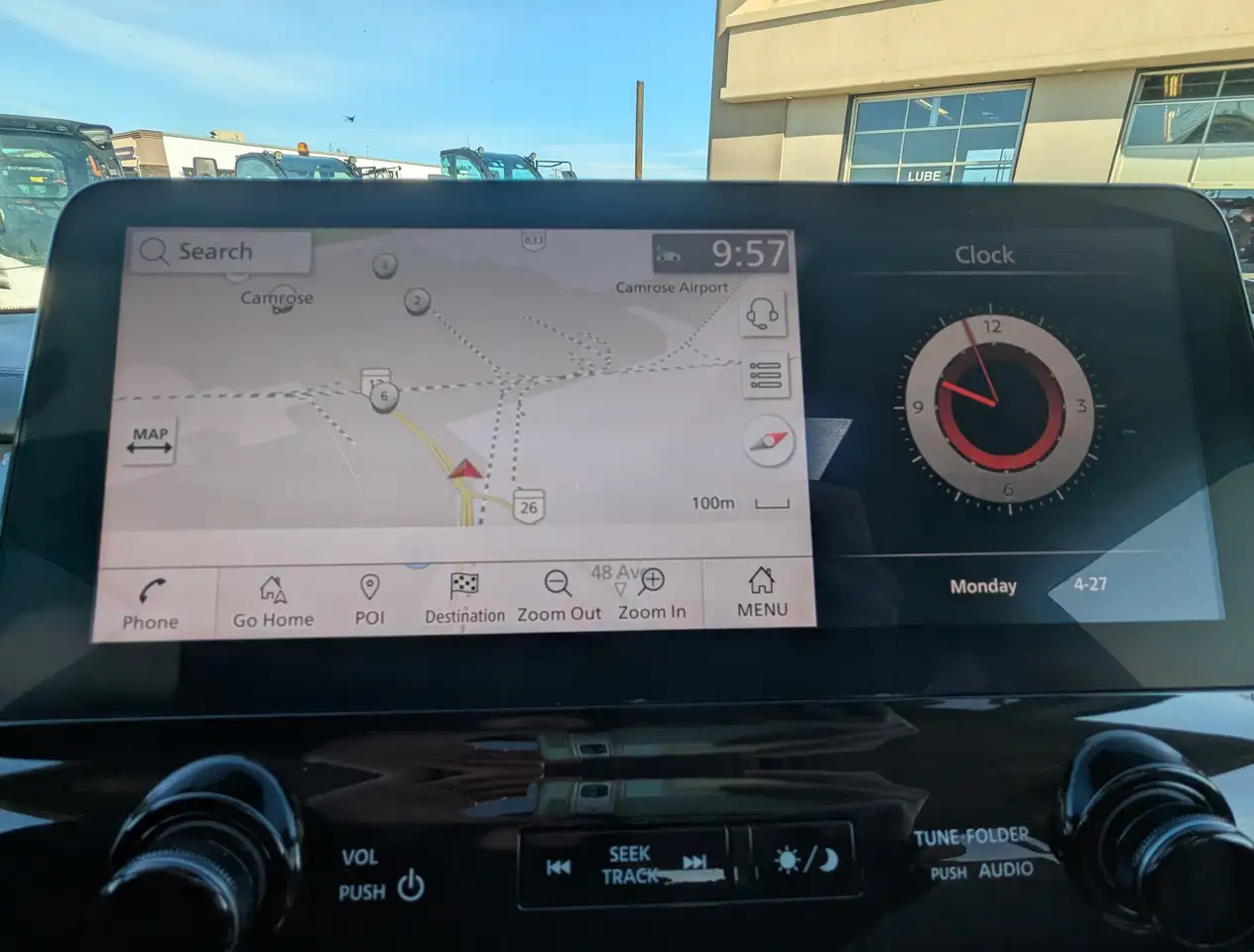 Nissan Armada снимка Nissan Armada