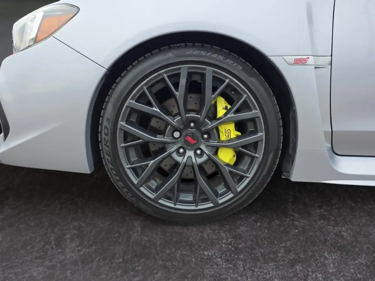 Subaru WRX снимка Subaru WRX