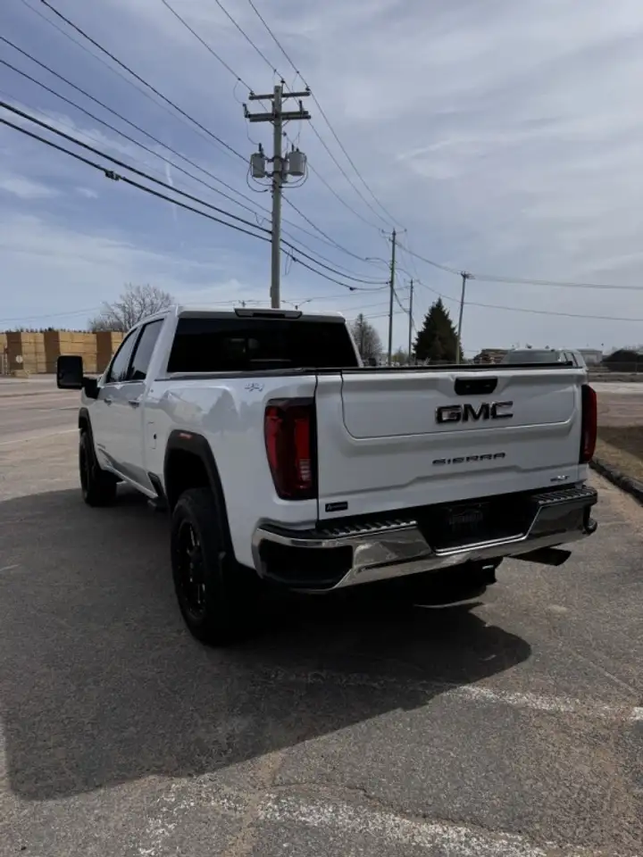 GMC Sierra 2500HD снимка GMC Sierra 2500HD