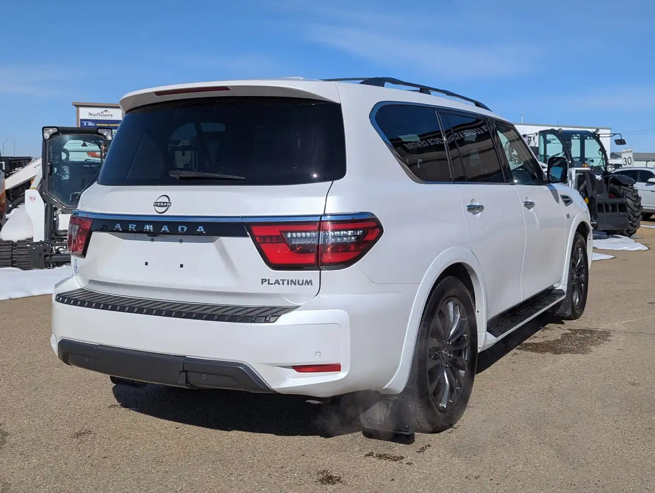 Nissan Armada снимка Nissan Armada