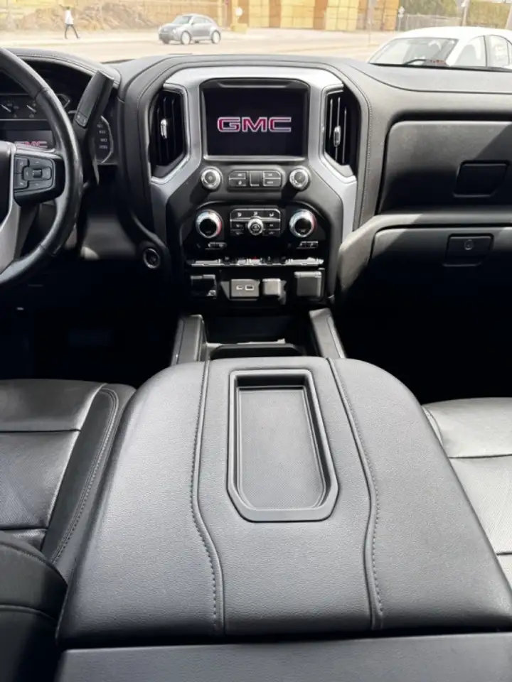 GMC Sierra 2500HD снимка GMC Sierra 2500HD