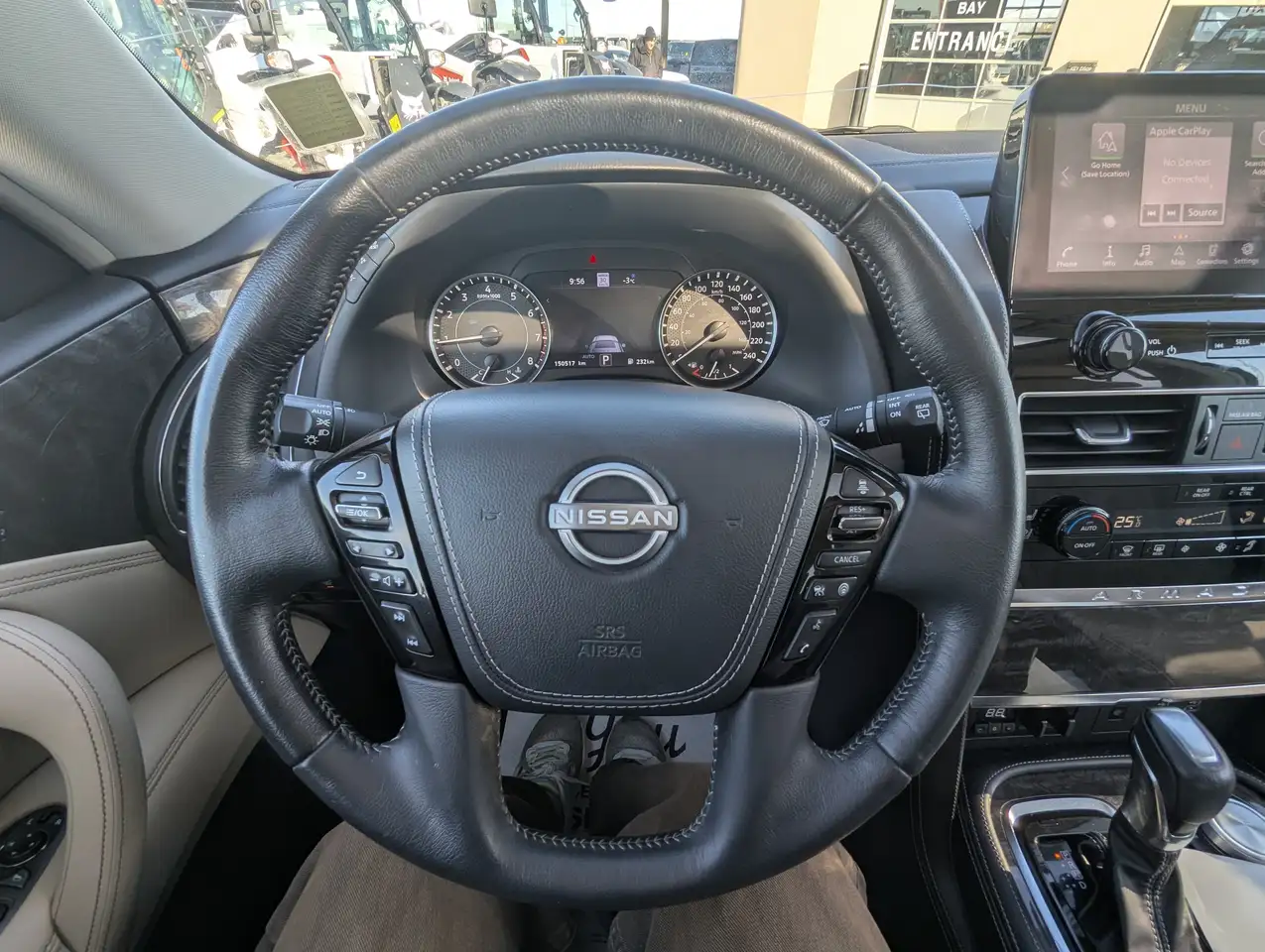 Nissan Armada снимка Nissan Armada