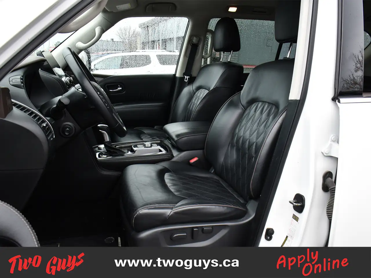 Nissan Armada снимка Nissan Armada