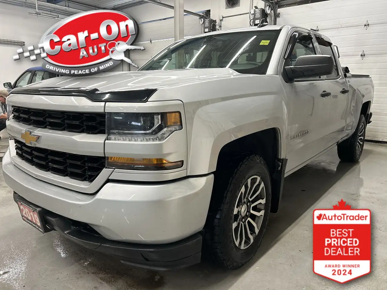 Chevrolet Silverado 1500 снимка Chevrolet Silverado 1500