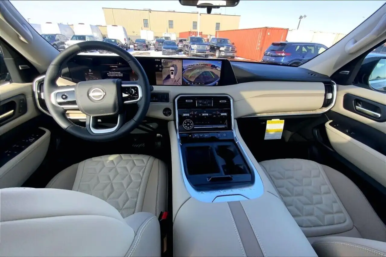 Nissan Armada снимка Nissan Armada