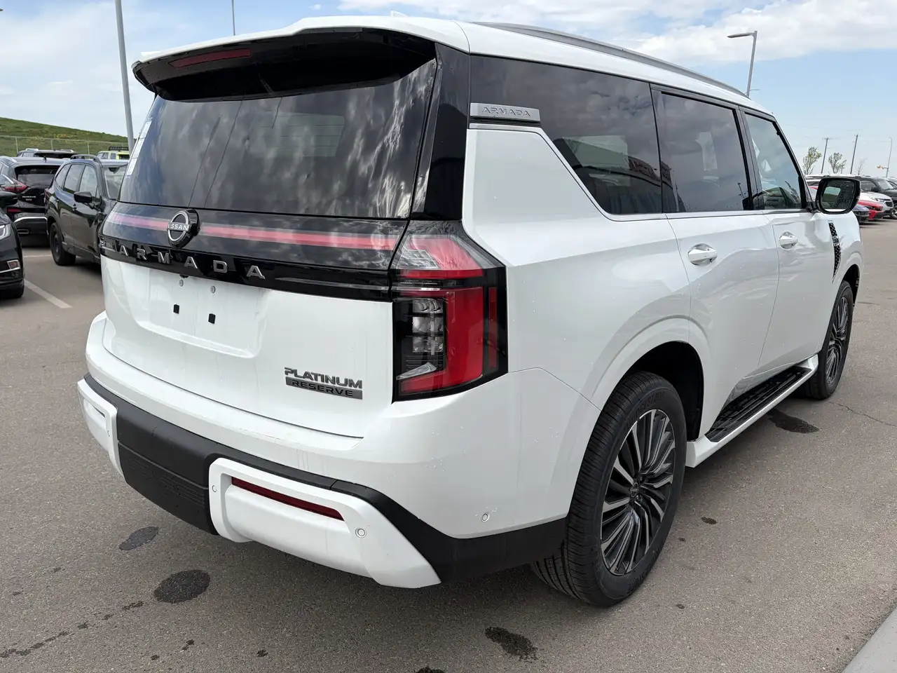 Nissan Armada снимка Nissan Armada