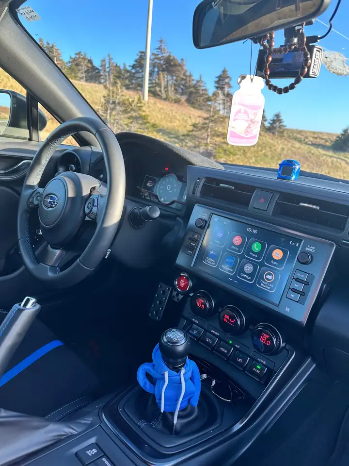 Subaru BRZ снимка Subaru BRZ