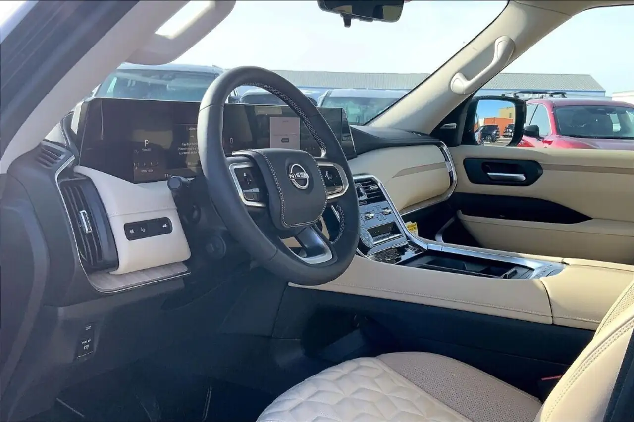 Nissan Armada снимка Nissan Armada