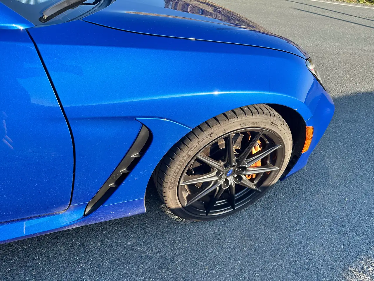 Subaru BRZ снимка Subaru BRZ