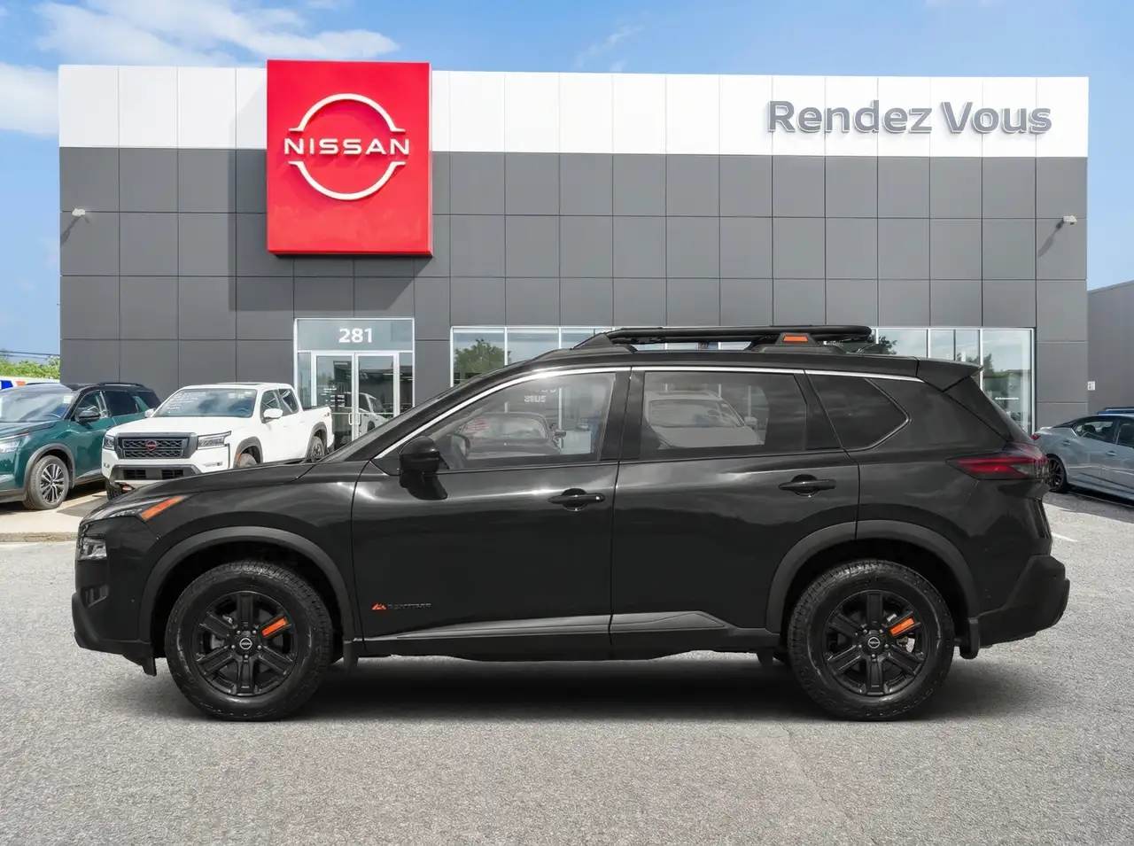 Nissan Rogue снимка Nissan Rogue