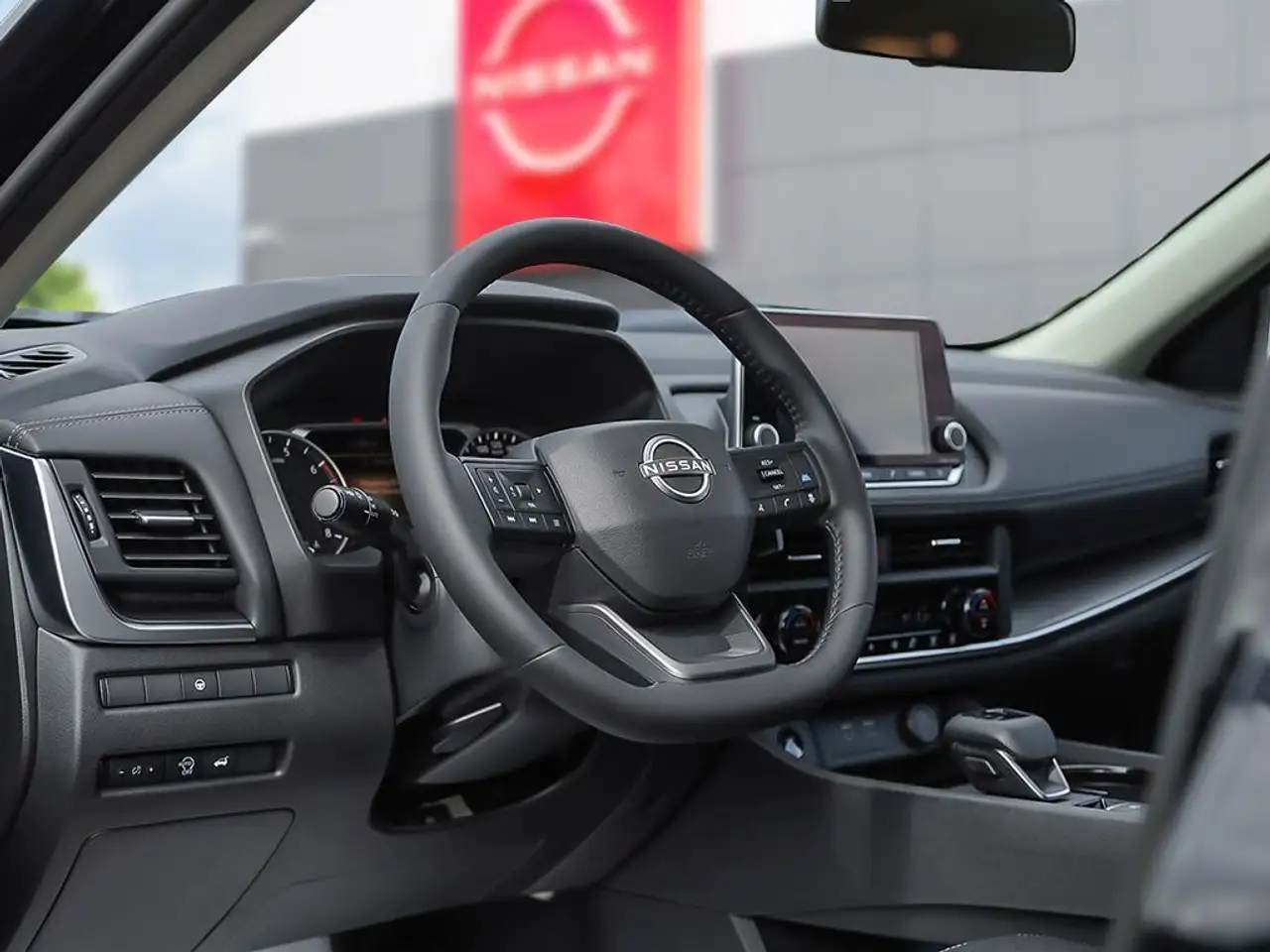 Nissan Rogue снимка Nissan Rogue