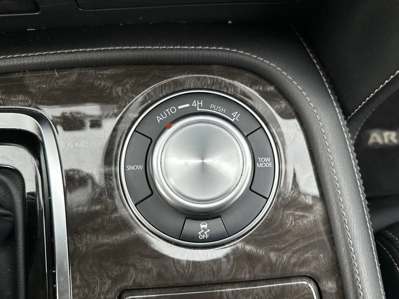 Nissan Armada fotografie Nissan Armada