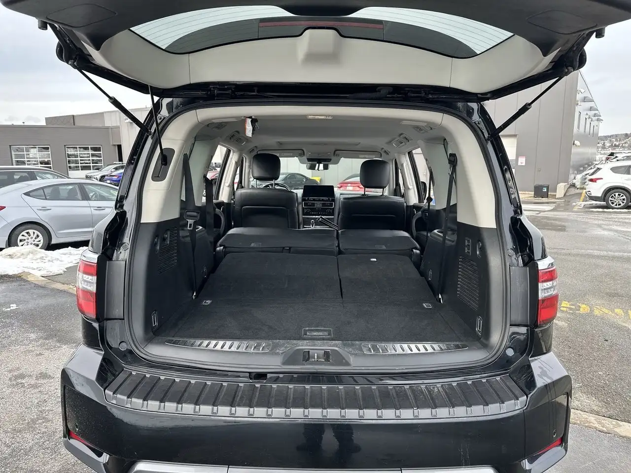 Nissan Armada fotografie Nissan Armada