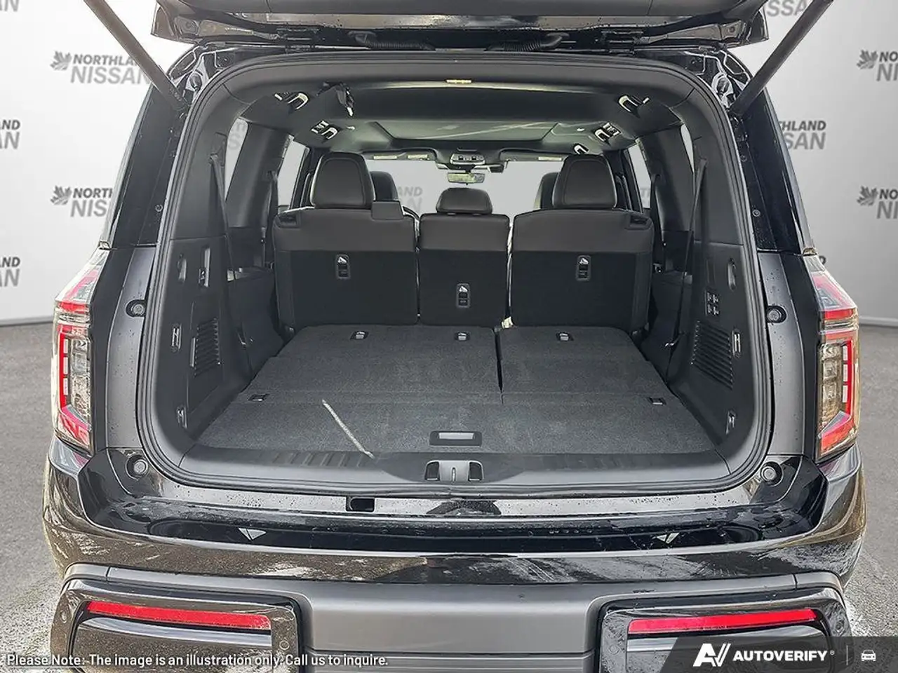 Nissan Armada снимка Nissan Armada