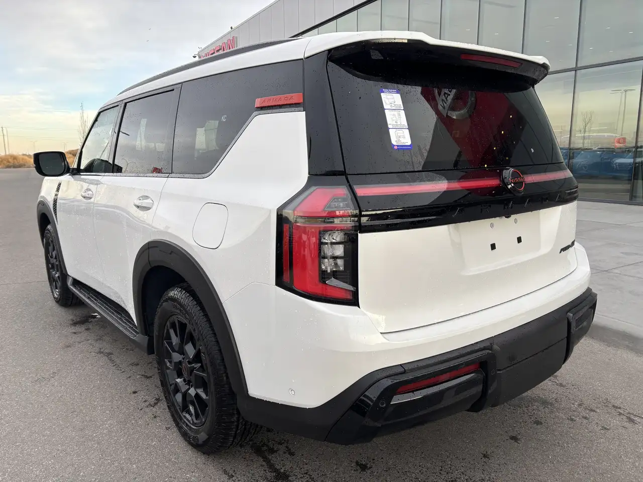 Nissan Armada снимка Nissan Armada